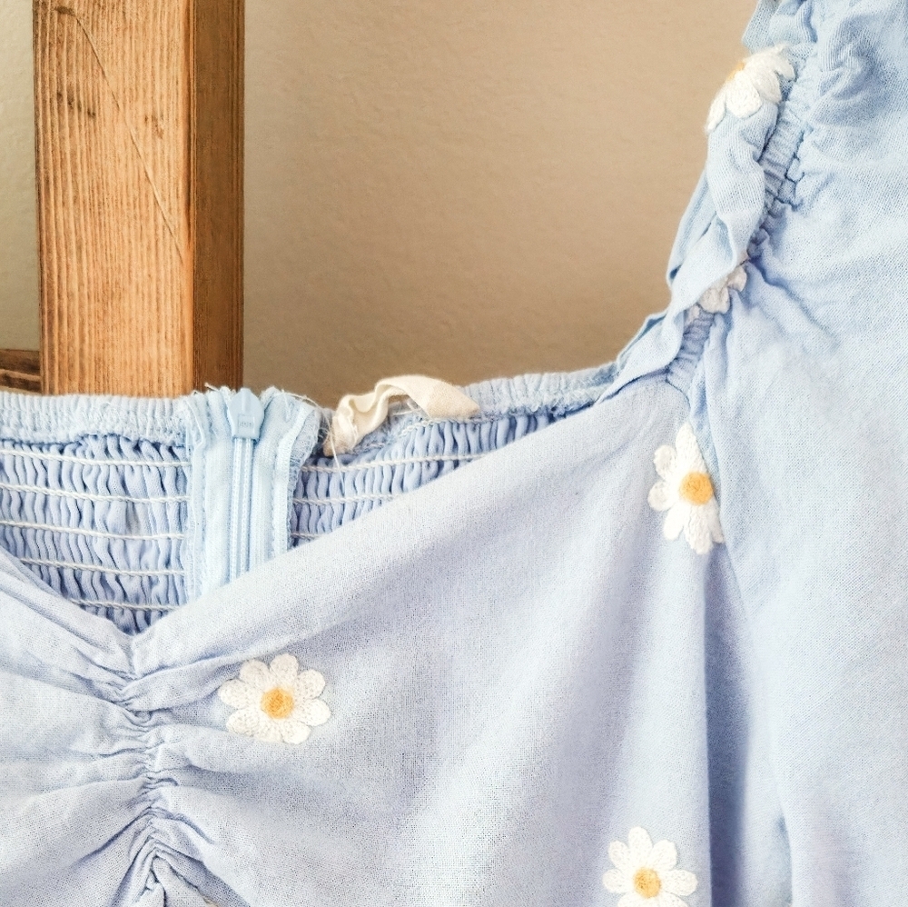 Altar’d State Light Blue Daisy Puff Sleeve Mini Dress – Size M - Picture 6 of 10